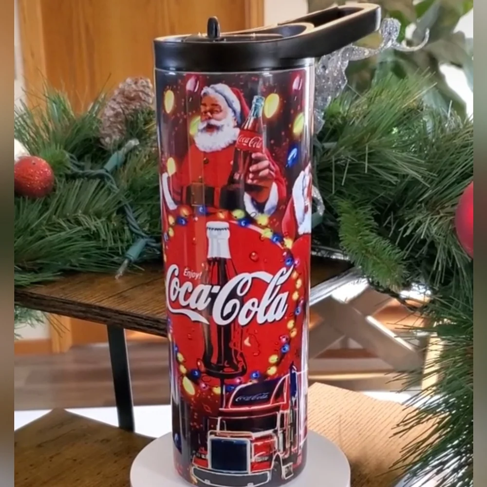 Santa Coca Cola Christmas 20oz Tumbler with duo lids 🎉sale